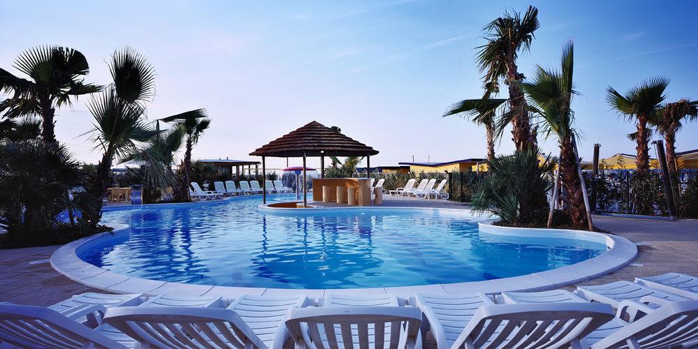 Hotel Europa Beach Village جوليانوفا المظهر الخارجي الصورة