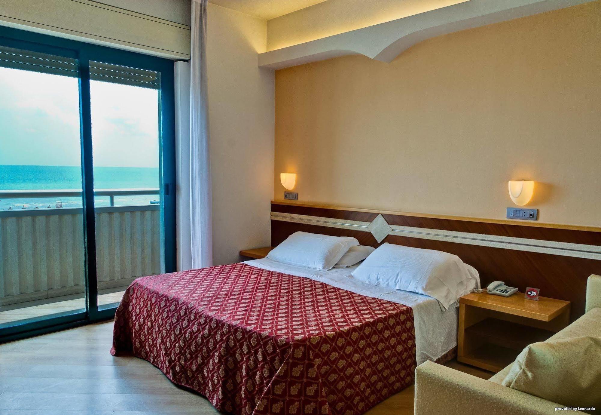 Hotel Europa Beach Village جوليانوفا المظهر الخارجي الصورة