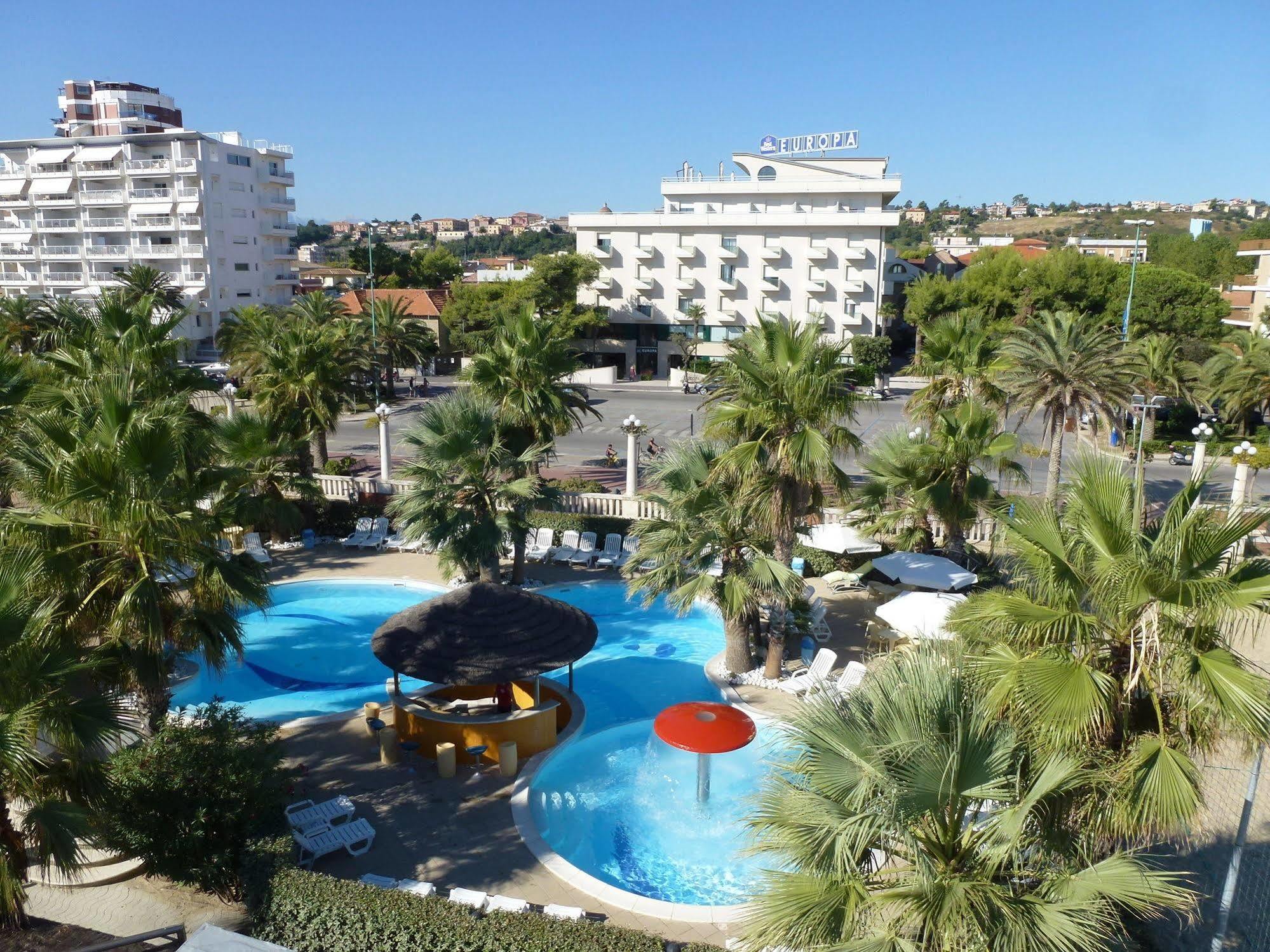 Hotel Europa Beach Village جوليانوفا المظهر الخارجي الصورة